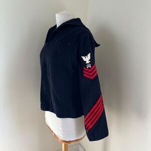Vintage US Navy Crackerjack Men’s Wool Blue Dress Uniform Jumper Top 40R Patches